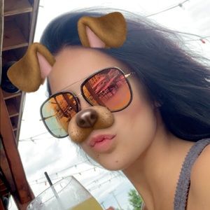 Meet your Posher, Madison